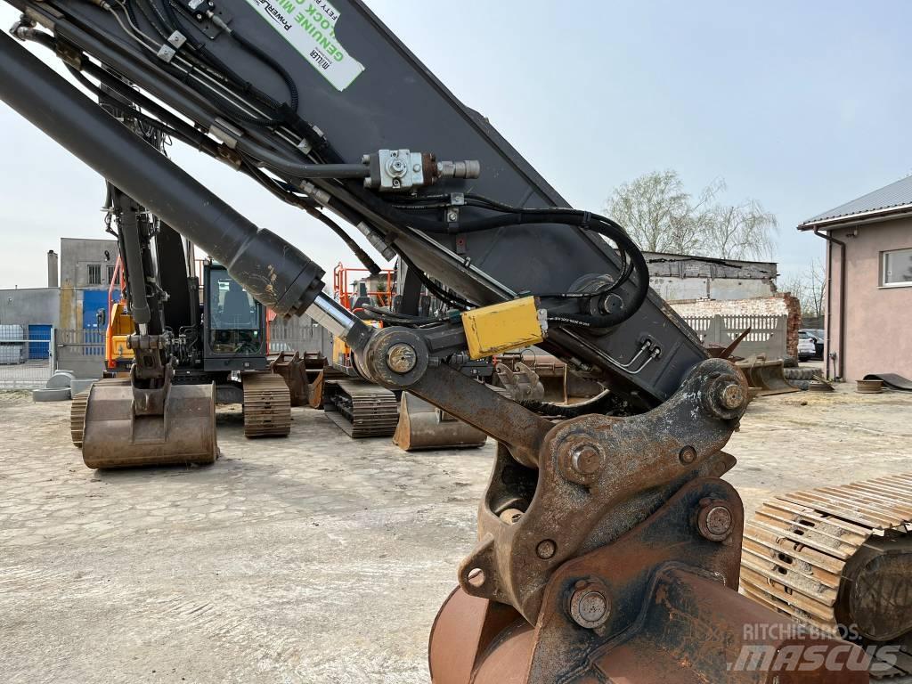 Volvo EC 220 E Roomikekskavaatorid