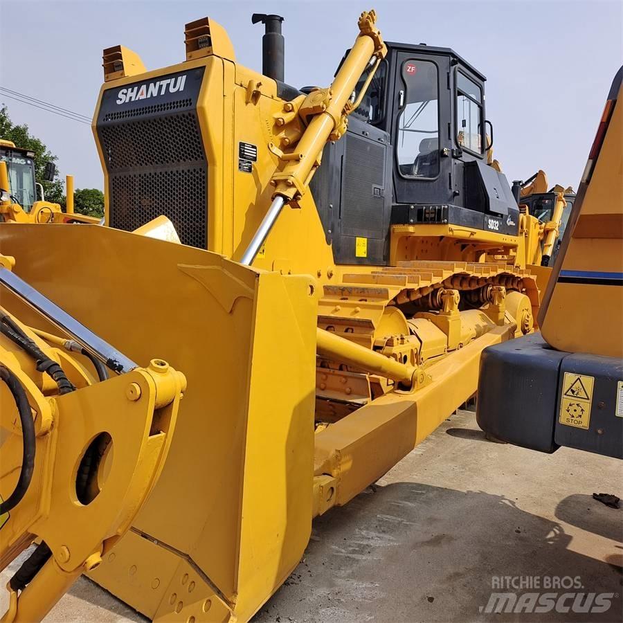 Shantui SD 32 Buldooserid