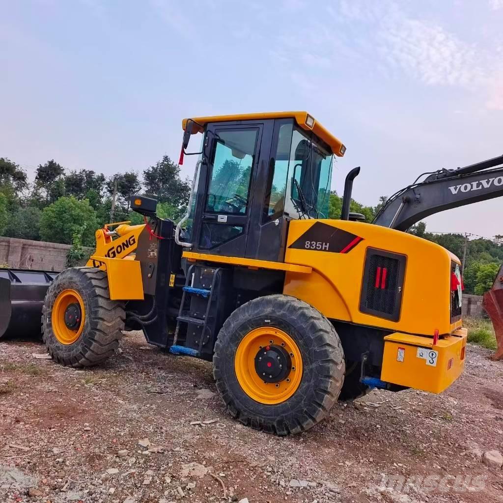 LiuGong 835H Rataslaadurid