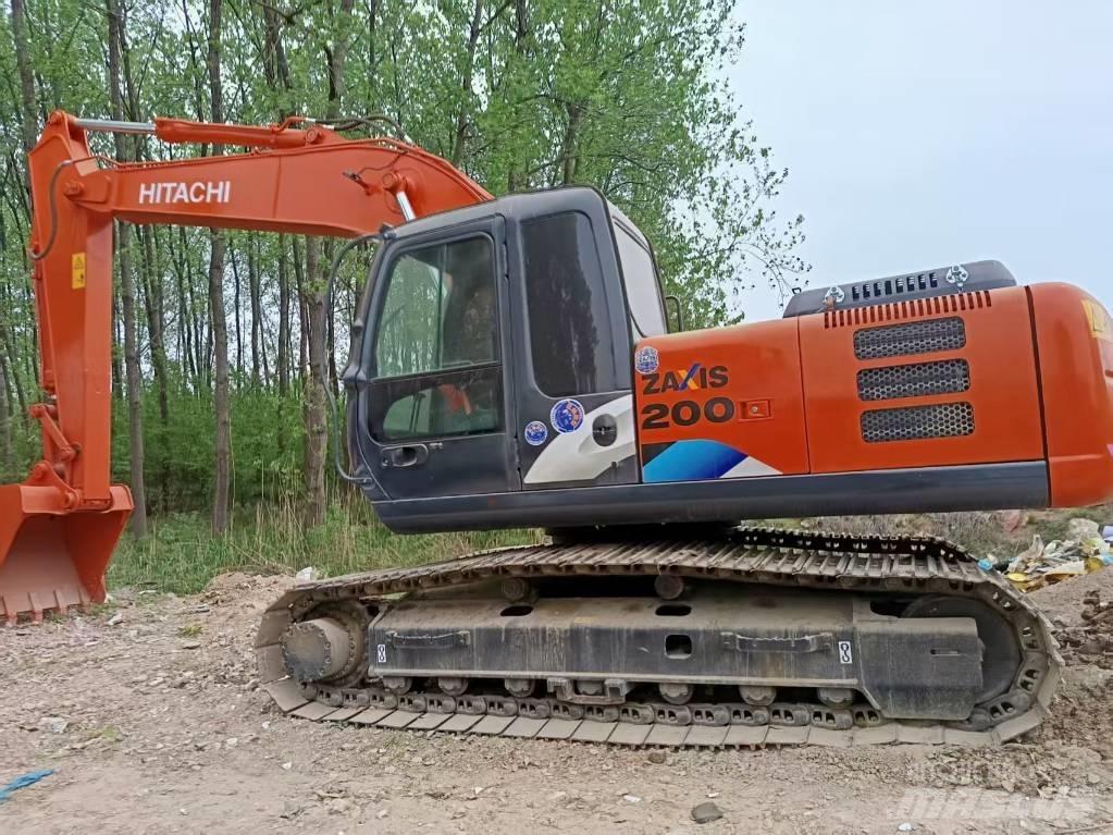 Hitachi ZX200 Roomikekskavaatorid