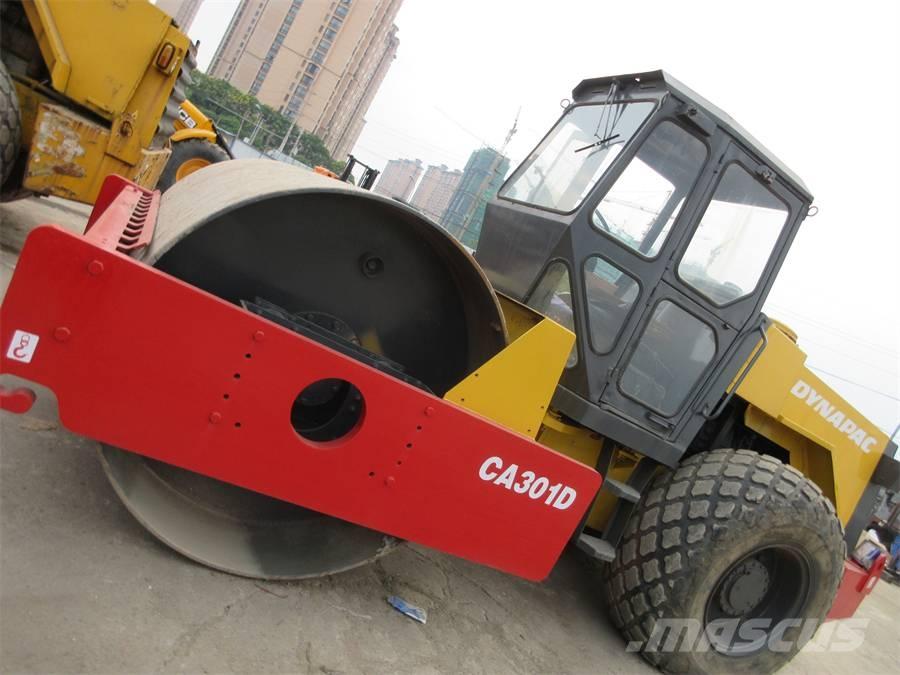Dynapac CA 301 D Ühe trumliga rullid