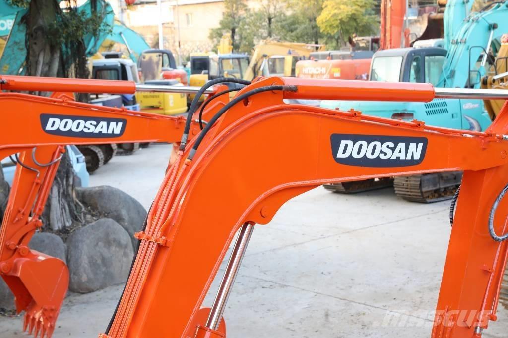 Doosan DH 60-7 Miniekskavaatorid < 7 t
