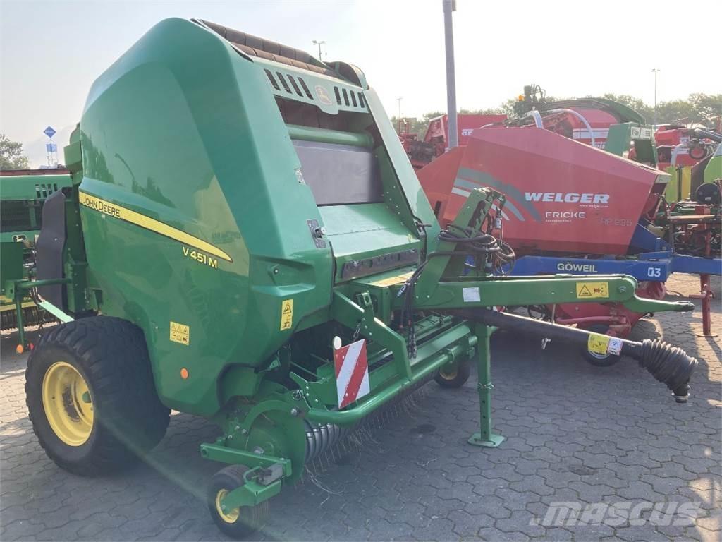 John Deere V451M Ruloonpressid