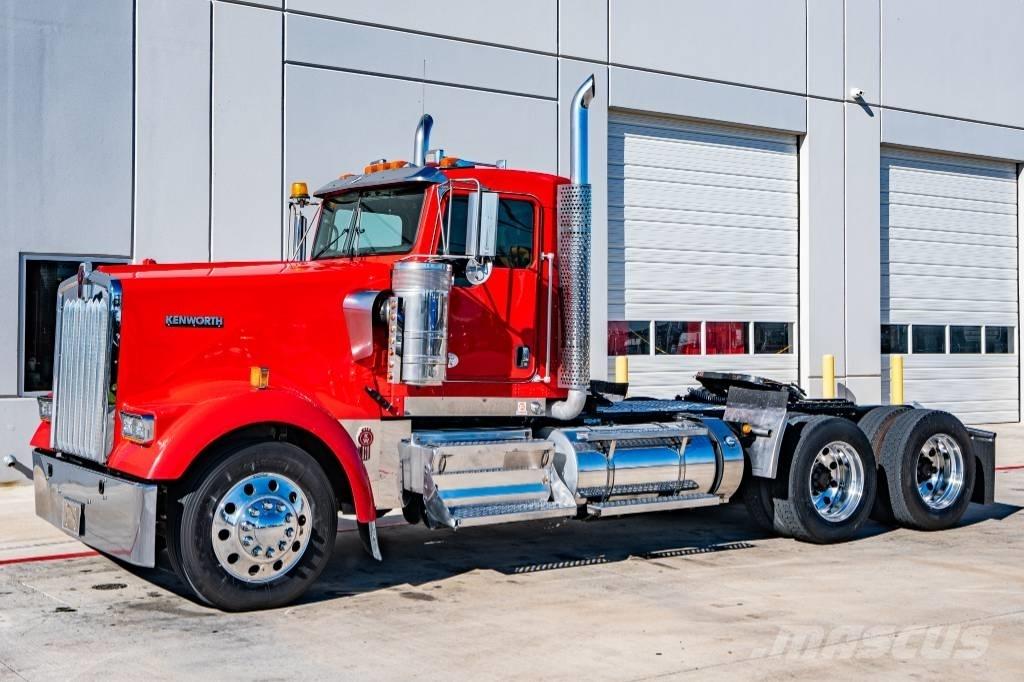 Kenworth W 900 Sadulveokid