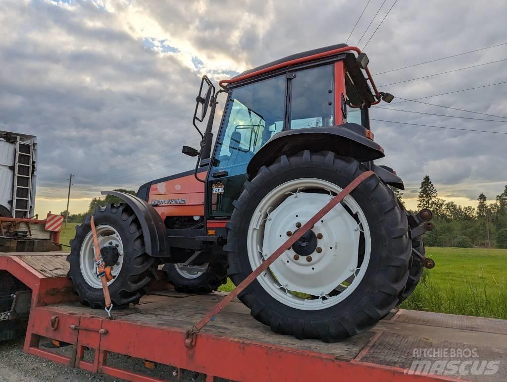 Valtra Valmet 700 Traktorid