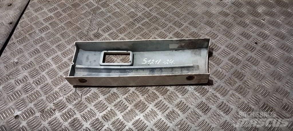 Scania R 440     1779119 Kabiinid