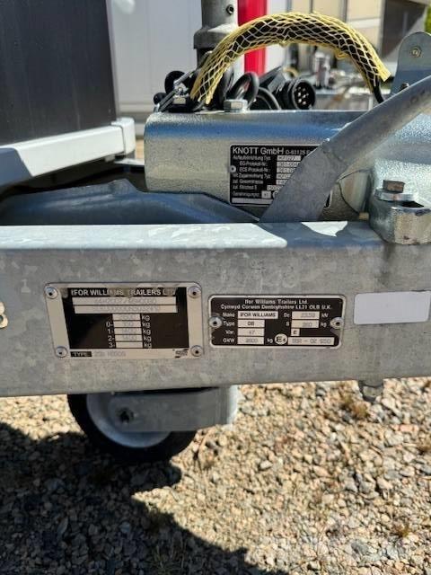 Ifor Williams HB 506 Loomaveo poolhaagised