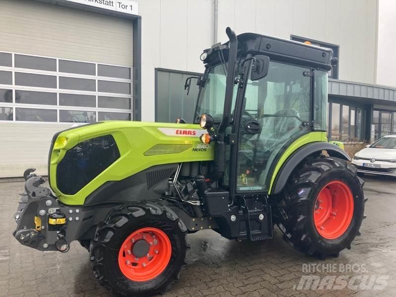 CLAAS NEXOS 240 S Traktorid