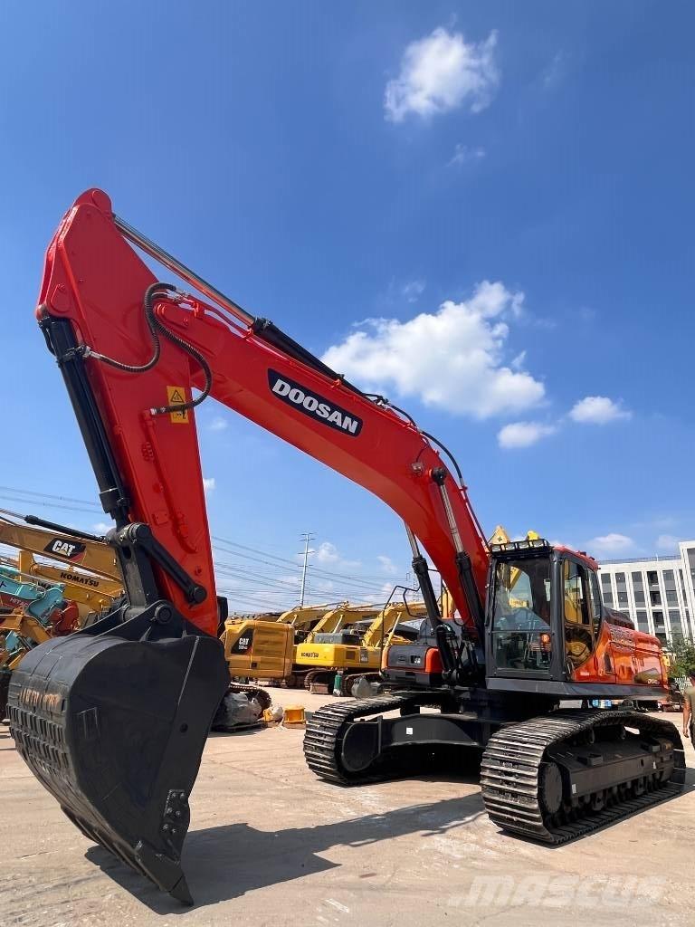 Doosan DX 340 LCA Roomikekskavaatorid