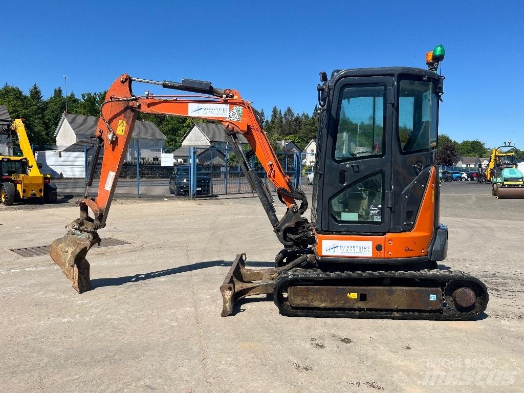 Hitachi ZX33U-6 Miniekskavaatorid < 7 t