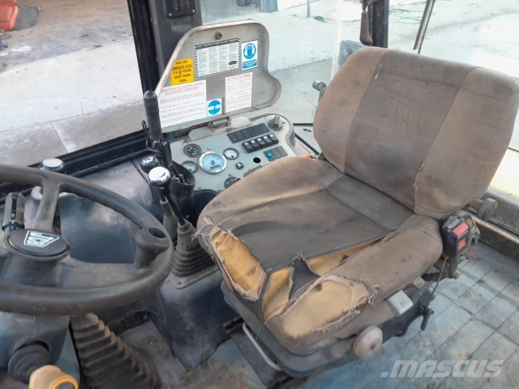JCB 2 CX Rataslaadurid
