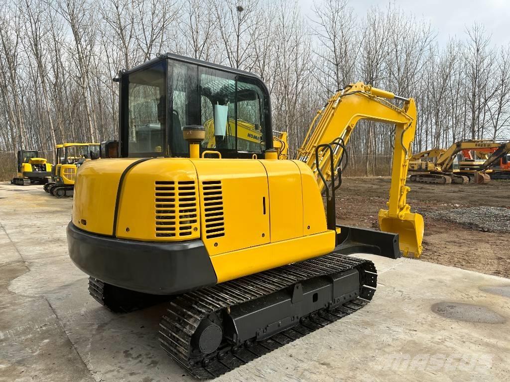 Komatsu PC56-7 Roomikekskavaatorid
