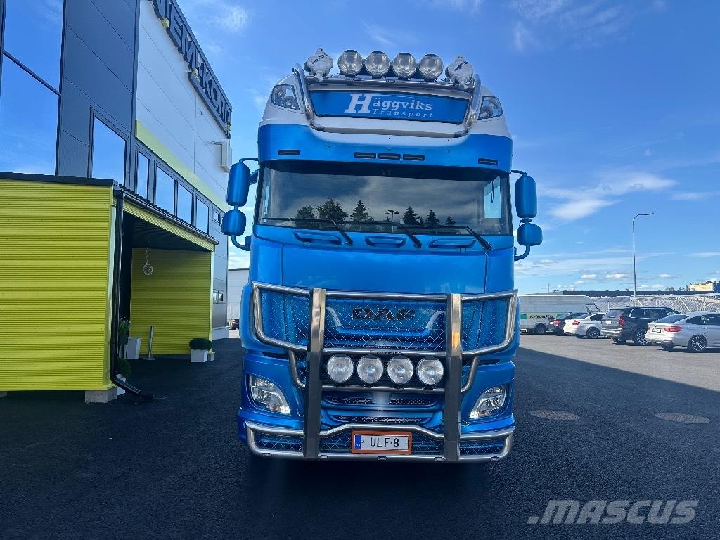 DAF XF 530 6x2*4 Konksliftveokid