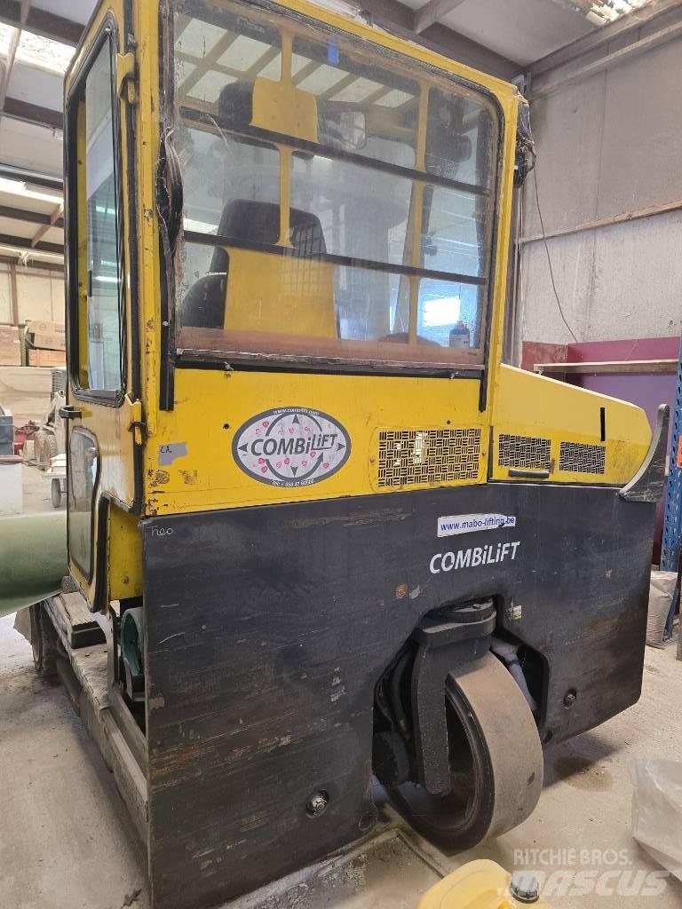 Combilift C4000LPG Neljasuuna lükandmastiga tõstukid
