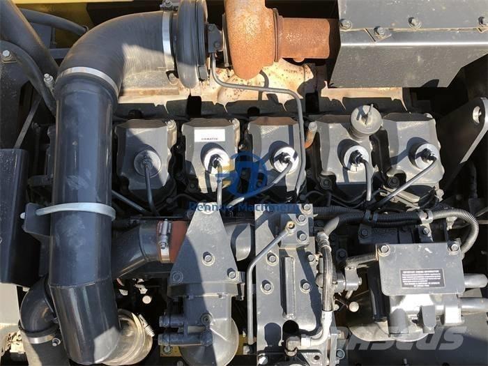 Komatsu PC 450-7 Roomikekskavaatorid