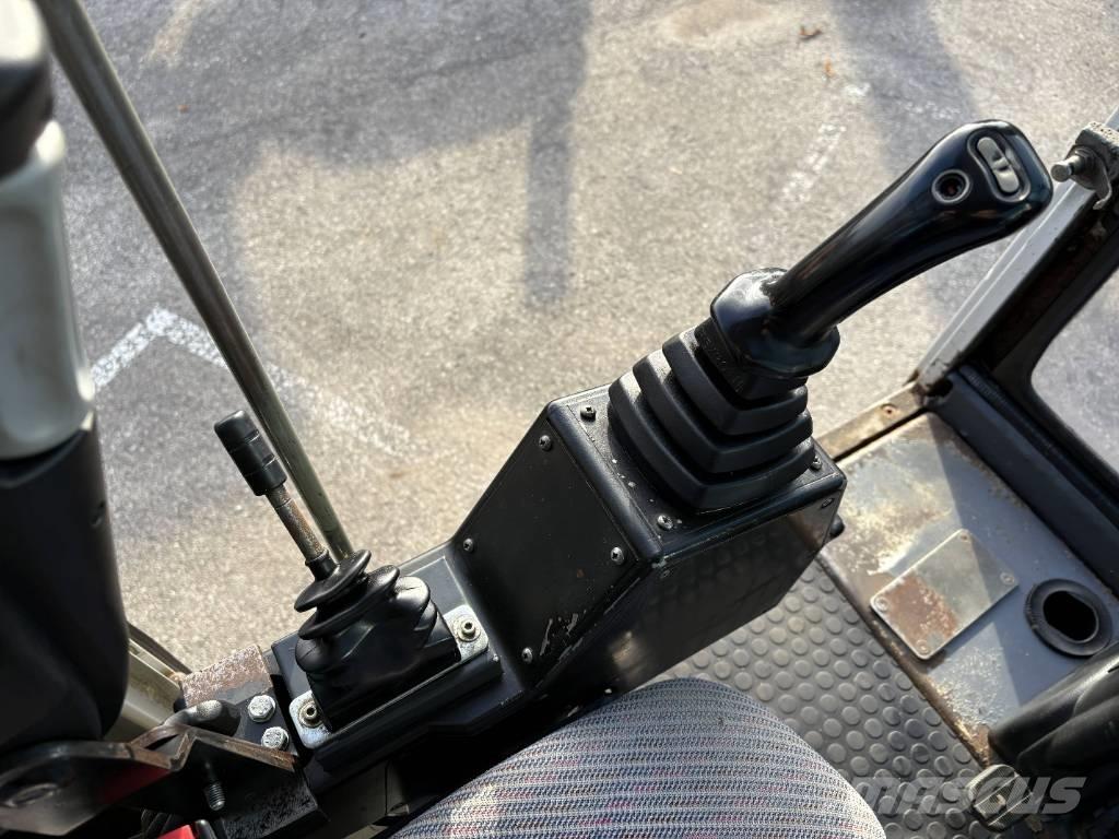 Terex MHL 320 Materjalikäitlusmasinad