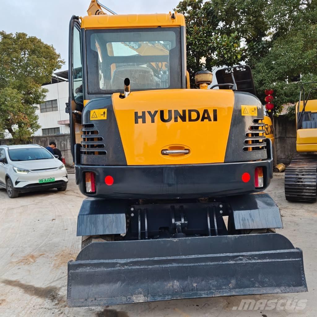 Hyundai 60 W VS Ratasekskavaatorid