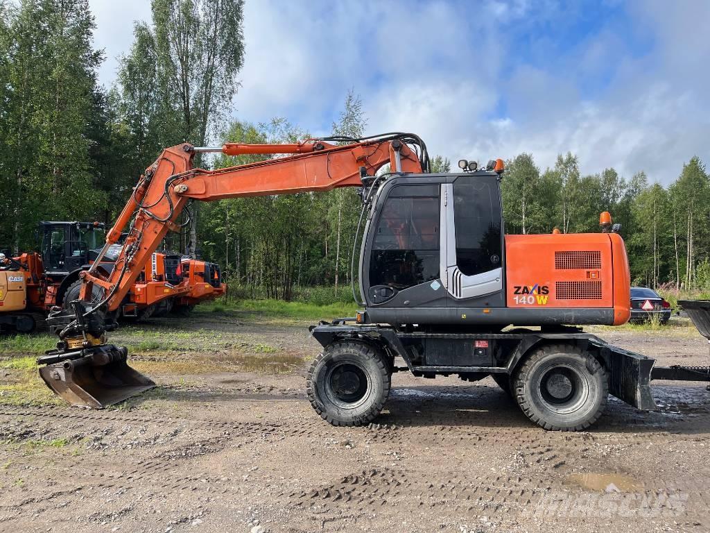 Hitachi ZX140W-3 Ratasekskavaatorid