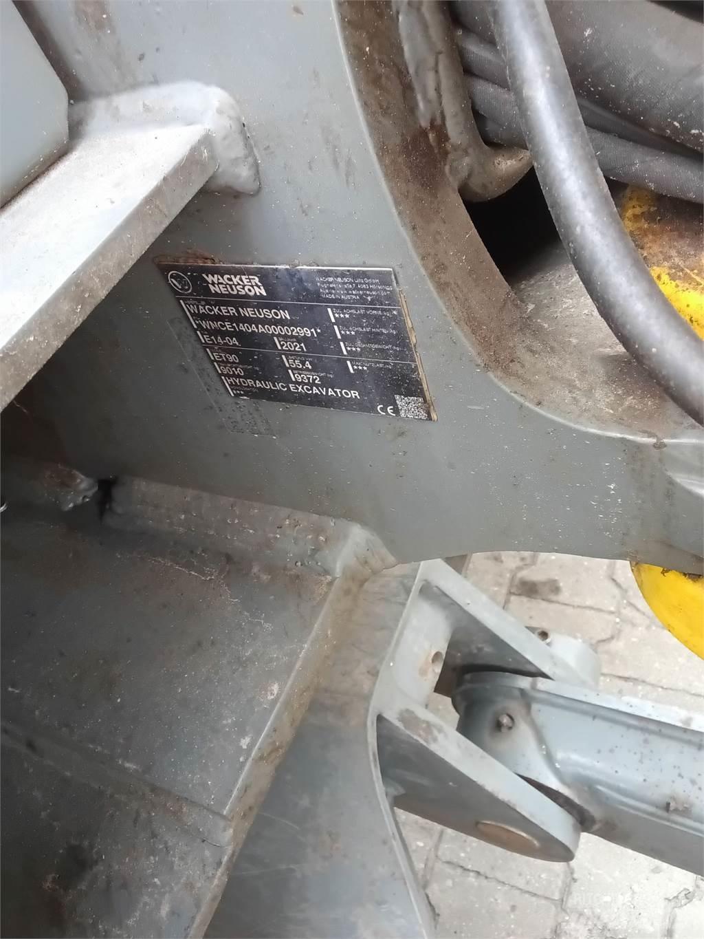 Wacker Neuson ET90 Roomikekskavaatorid