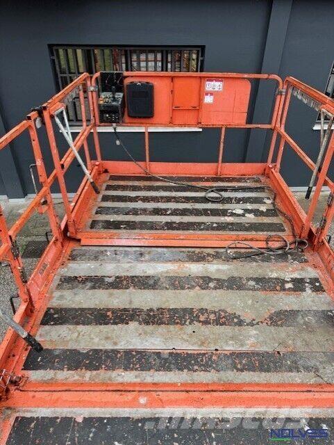 JLG 4394RT Käärtõstukid