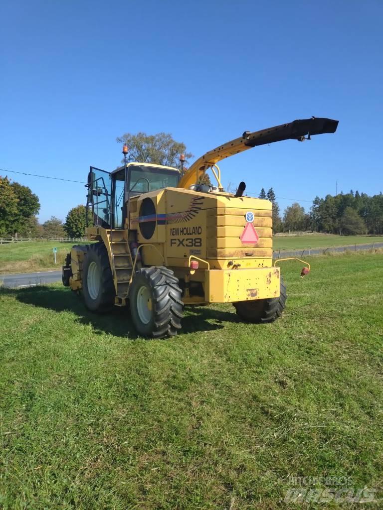 New Holland FX 38 Silokombainid