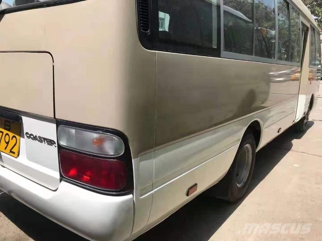 Toyota Coaster Bus Väikebussid