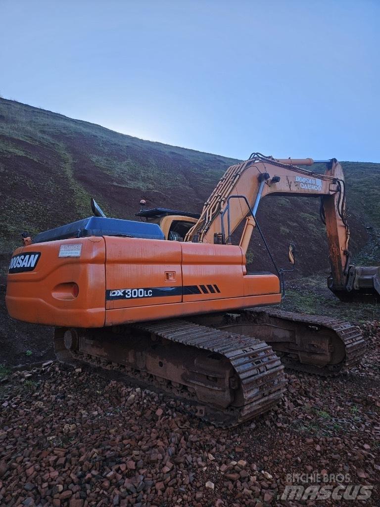Doosan DX 300 LC-5 Roomikekskavaatorid