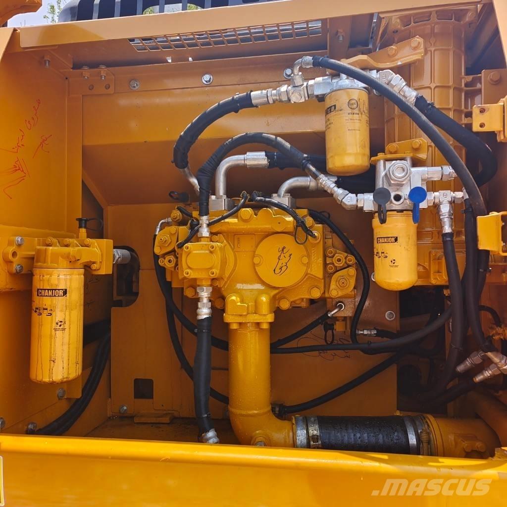 CAT 324 D L Roomikekskavaatorid