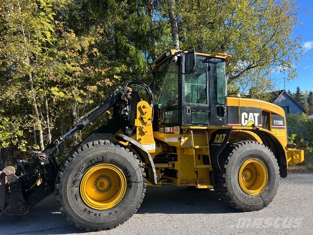 CAT IT 28 G Rataslaadurid