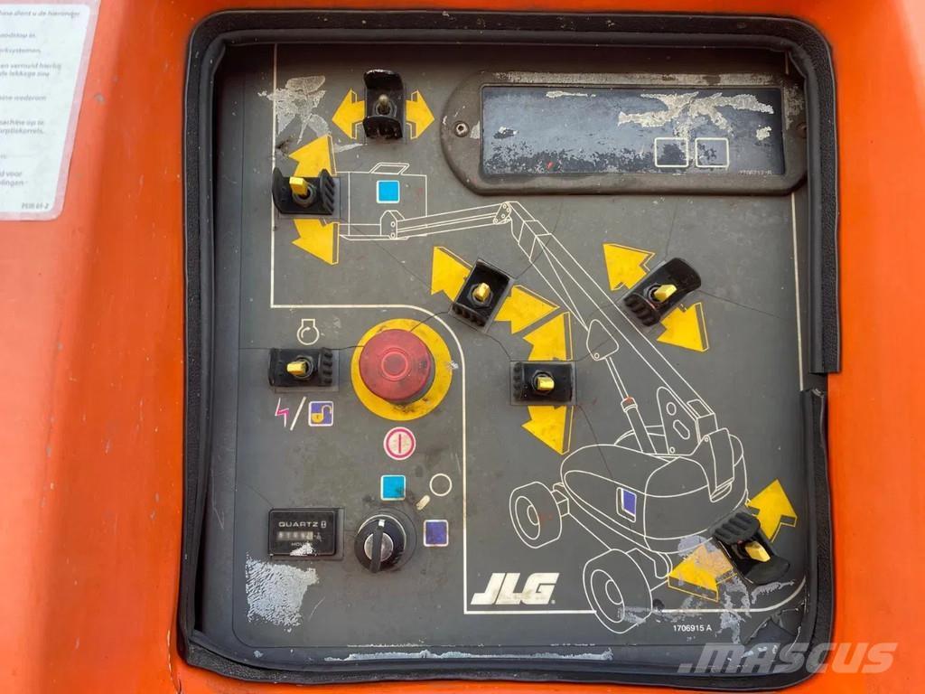 JLG 660SJ Teleskoop poomtõstukid