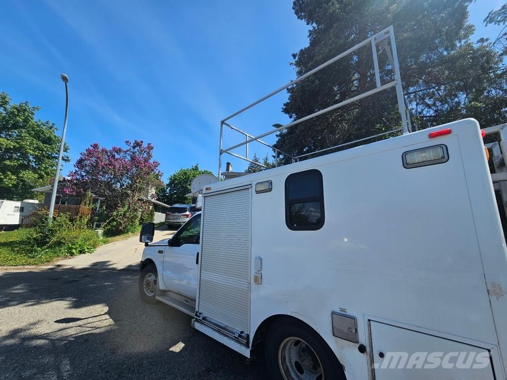 Ford F 350 Muu