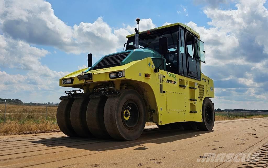 Ammann ART 240 Pneumorehvidega rullid