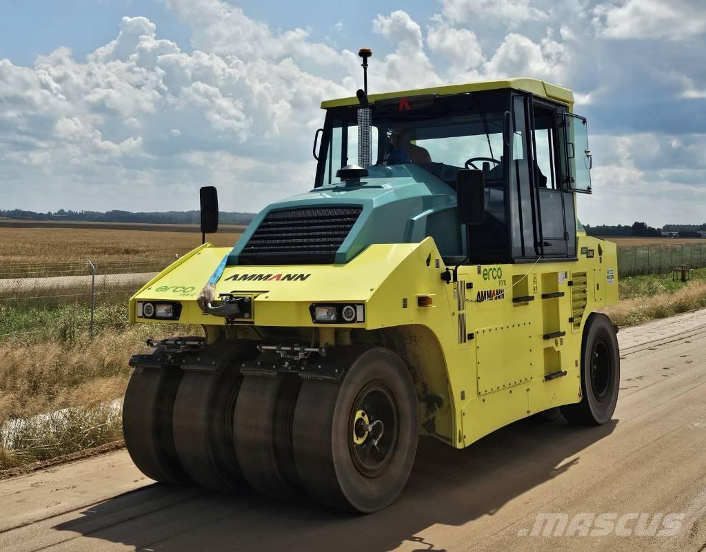 Ammann ART 240 Pneumorehvidega rullid