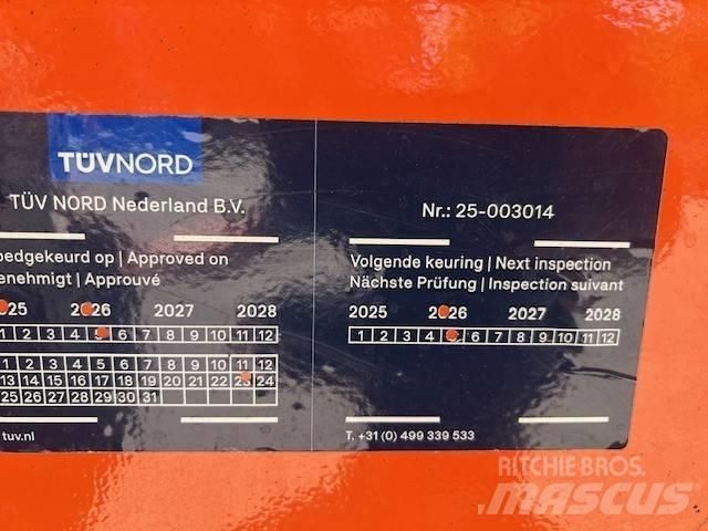 JLG 460 SJ Teleskoop poomtõstukid