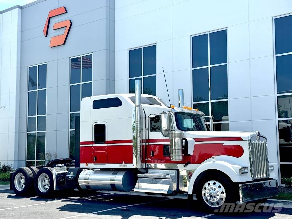 Kenworth W 900 Sadulveokid