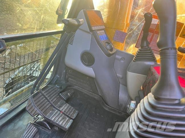 Komatsu PC 450 Roomikekskavaatorid