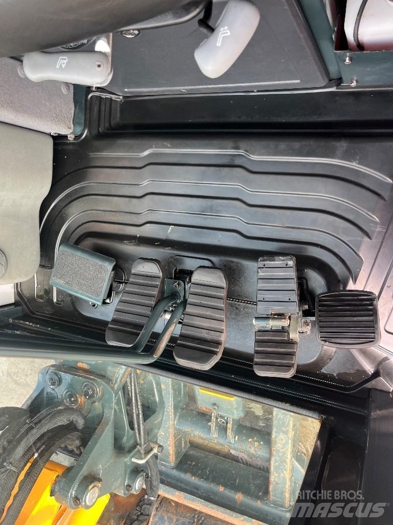 Hyundai R25Z-9 AK Miniekskavaatorid < 7 t