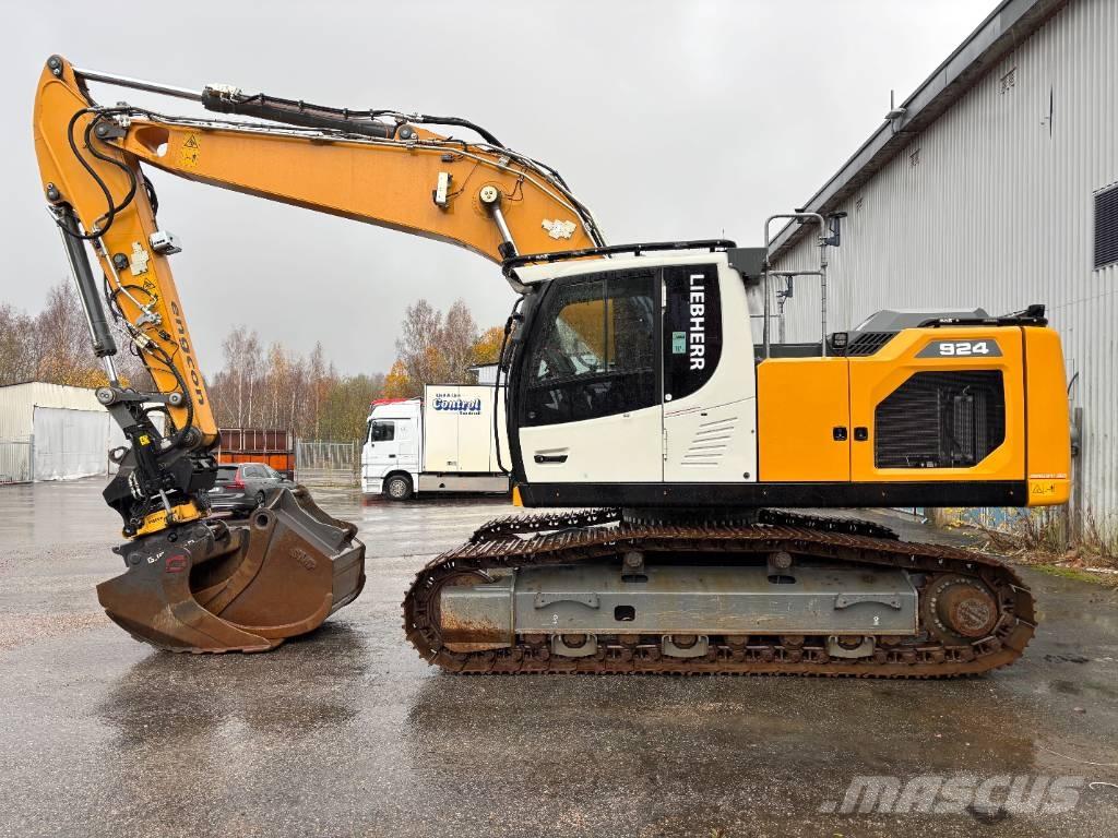 Liebherr R 924 LC Roomikekskavaatorid
