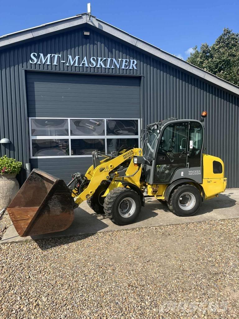 Wacker Neuson WL 30 Väikelaadurid