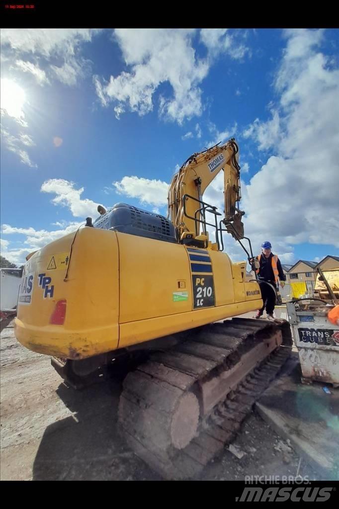 Komatsu PC 210 LC-11 Roomikekskavaatorid