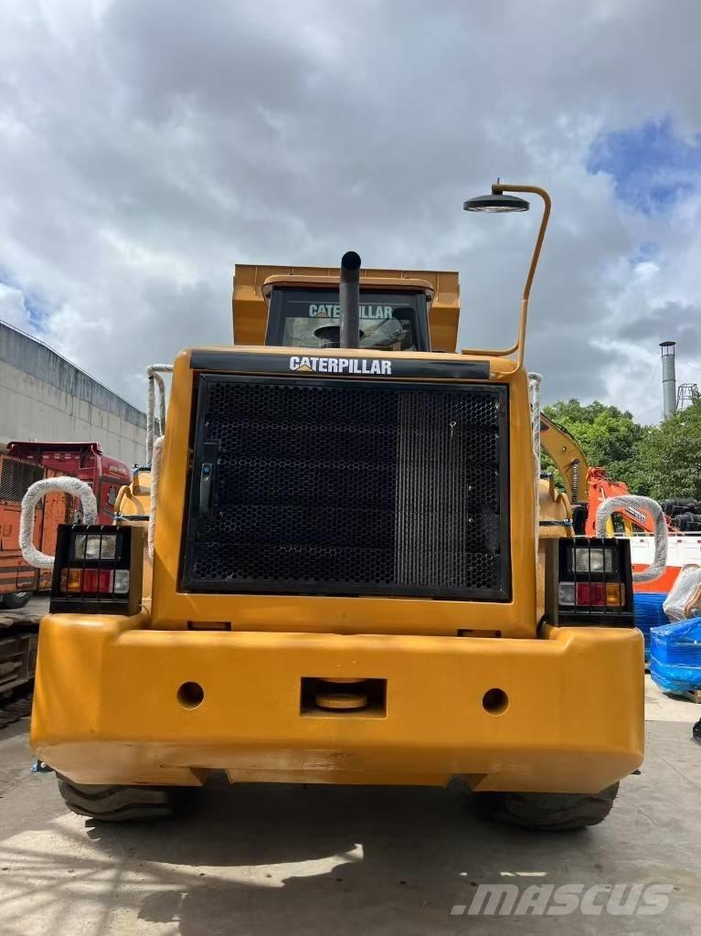 CAT 966 H Rataslaadurid