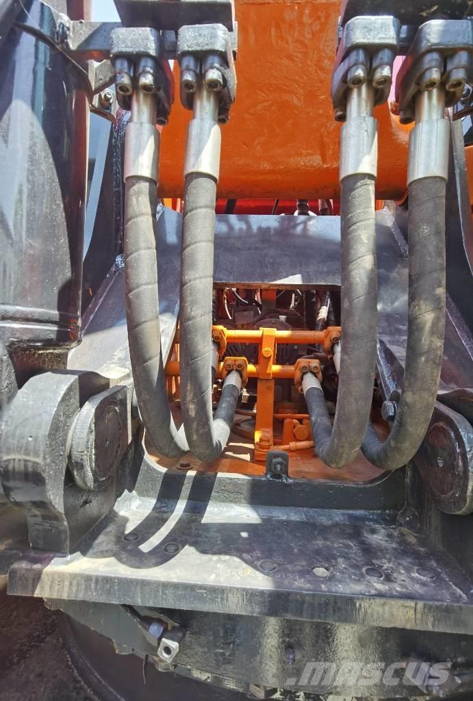 Doosan DX 225 LC-9C Roomikekskavaatorid