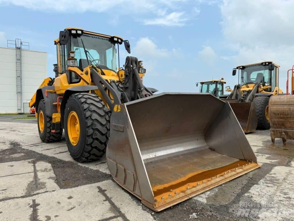 Volvo L90H Rataslaadurid