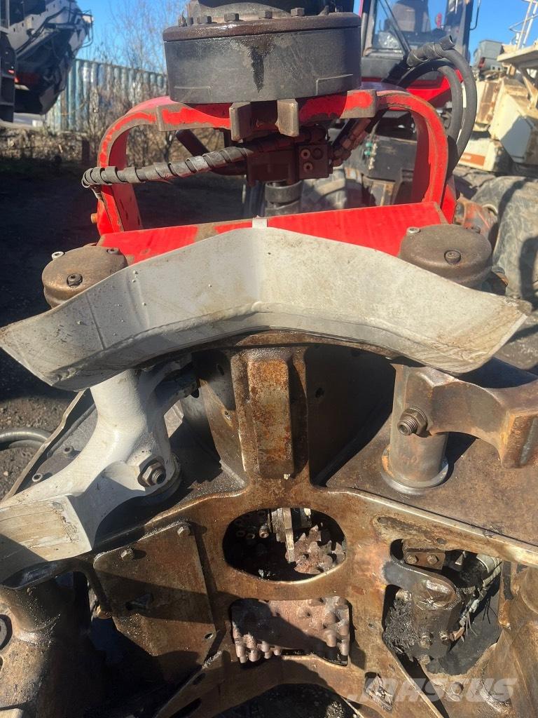 Komatsu 901 TX Harvesterid