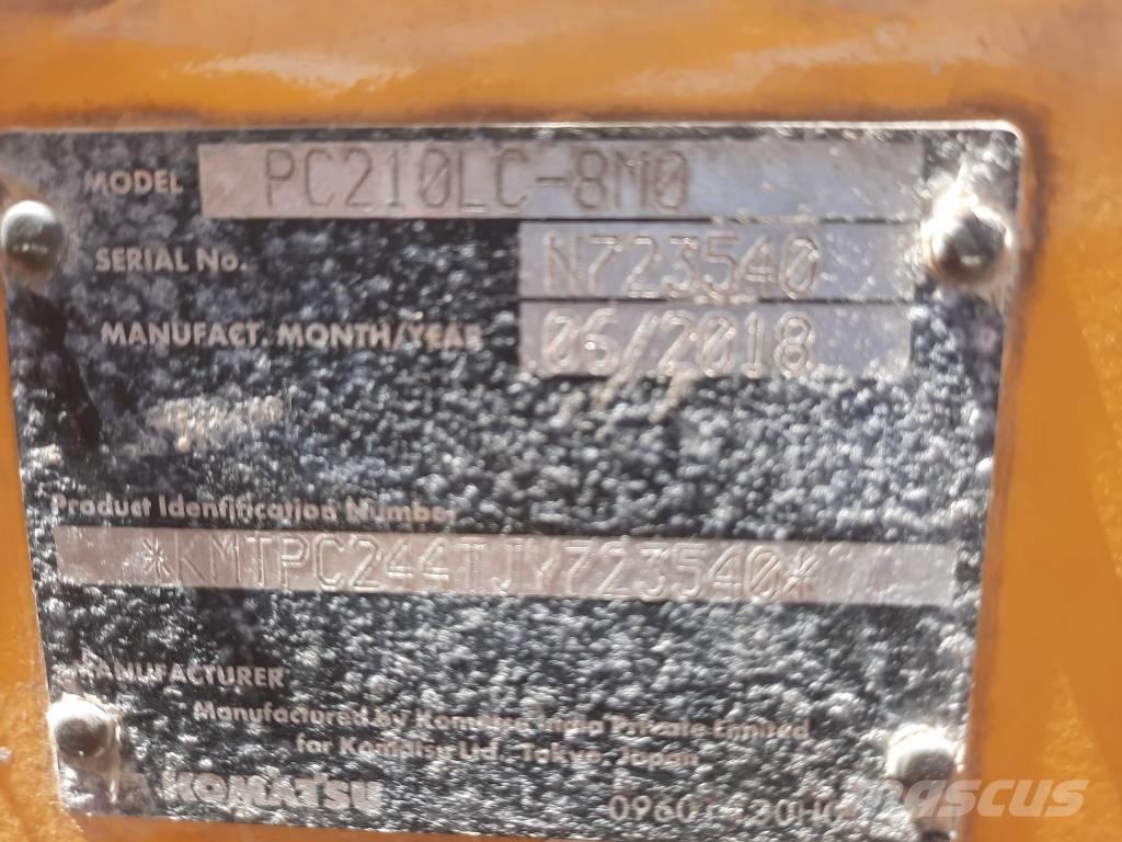Komatsu PC 210 Roomikekskavaatorid