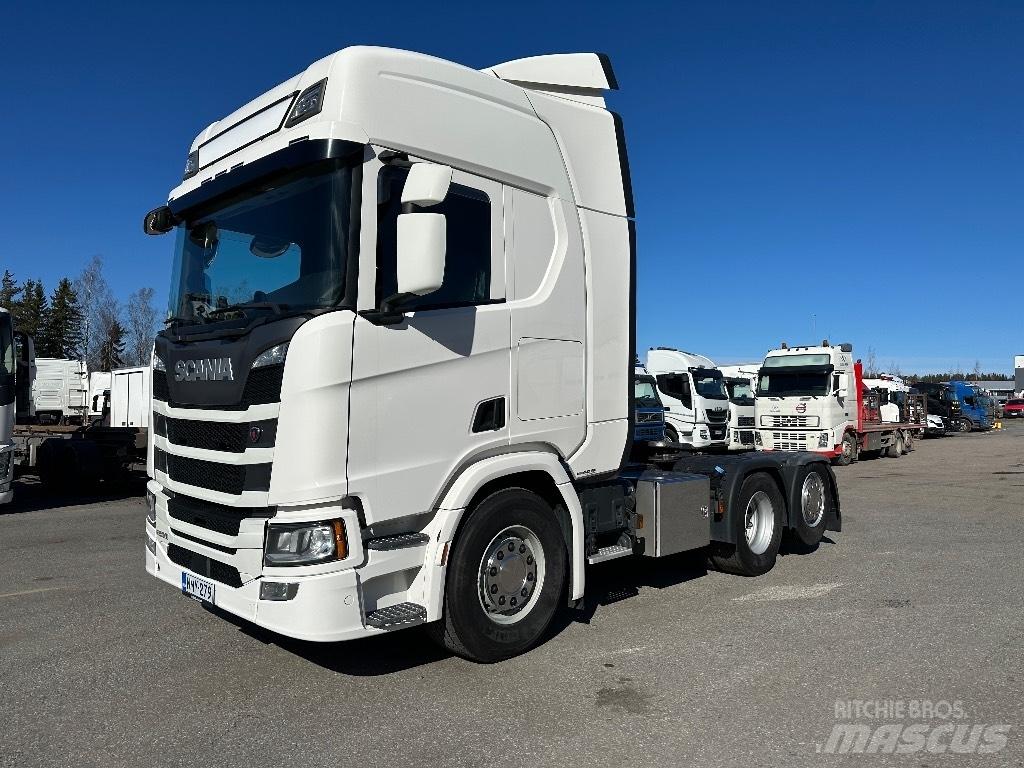 Scania R 500 6X2 Sadulveokid
