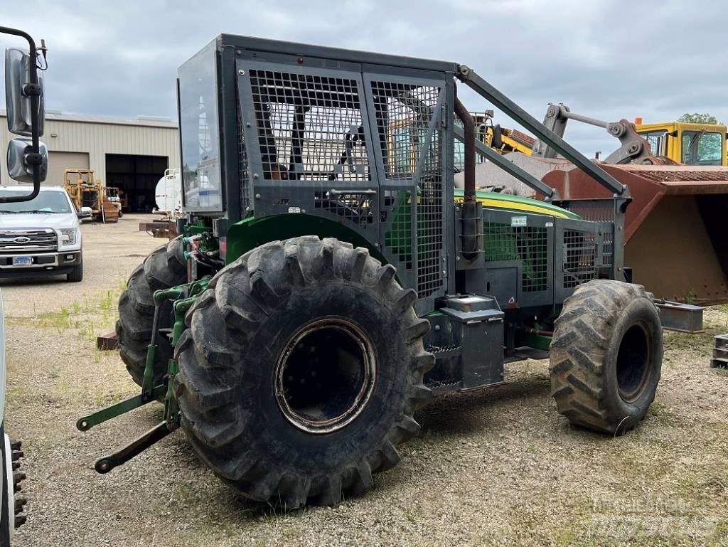 John Deere 5100 M Traktorid