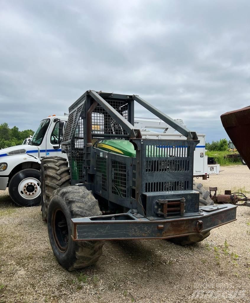 John Deere 5100 M Traktorid