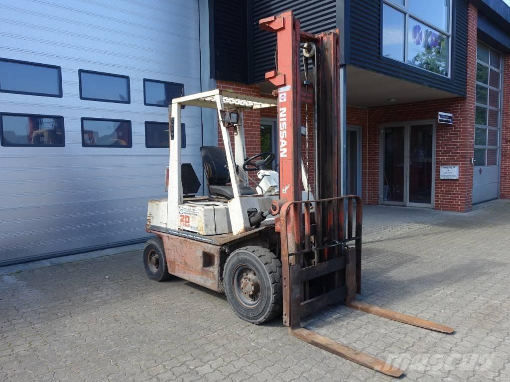Nissan EH 02 A 20U Diiseltõstukid