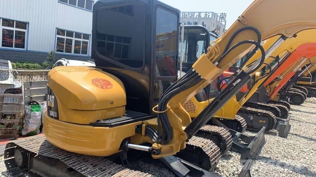 CAT 304 CR Miniekskavaatorid < 7 t